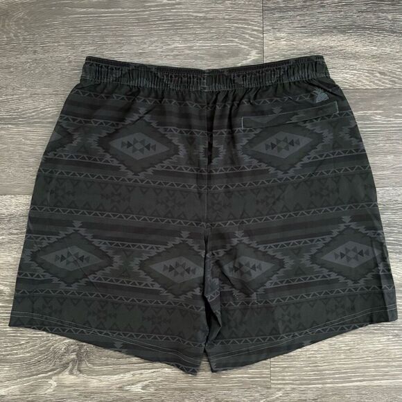 NWT Chubbies Men’s The Quests 7” Lined Sport Short Size Medium - Picture 4 of 8
